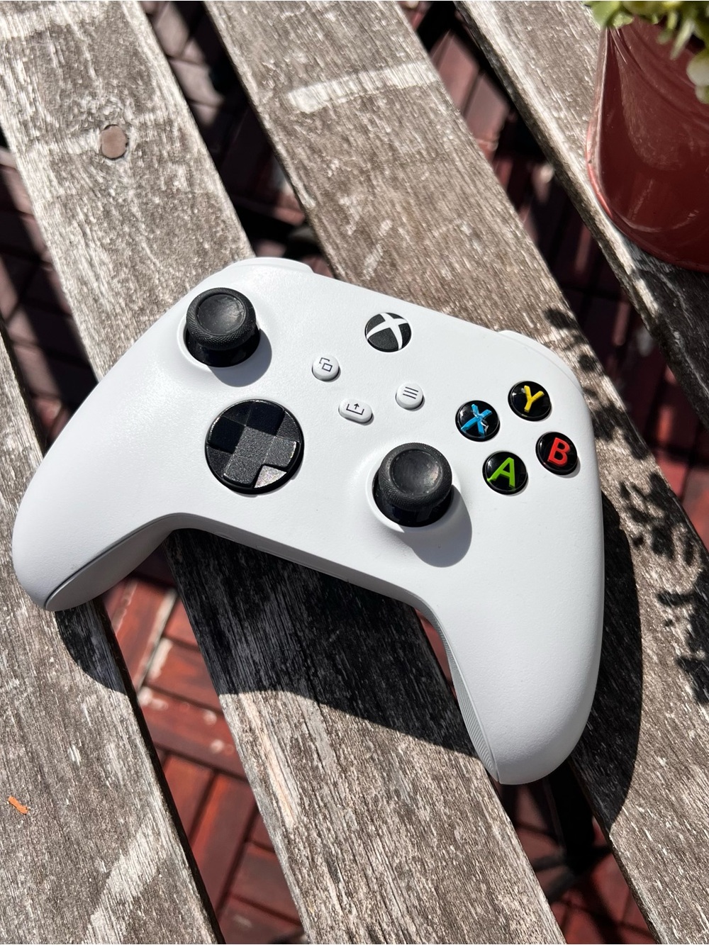 white Xbox Series X/S Controller(read description)